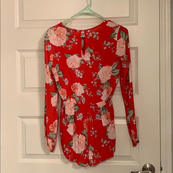 Red floral romper. - Picture 2 of 3